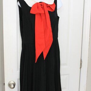 Unique Vintage Retro 50’s sleeveless black red bow darling! Knee length